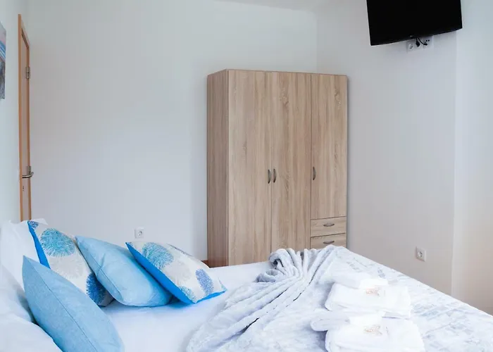 Soldouro Гостевой дом Авейру